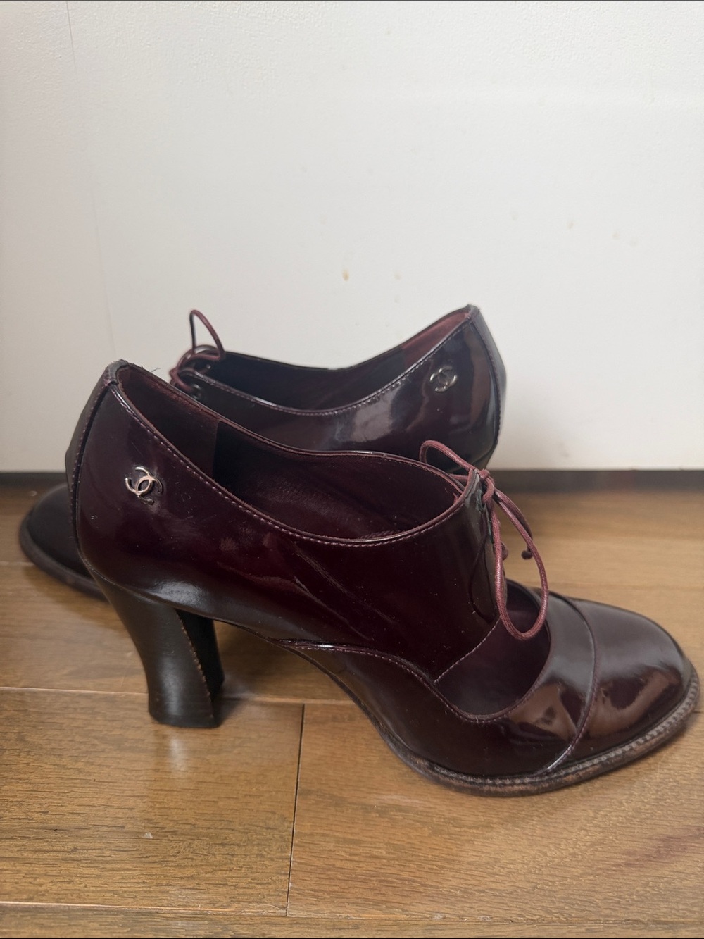 Vintage 1990s Chanel Burgundy Patent Leather Lace-Up Mary Jane Pumps - EU 38.5